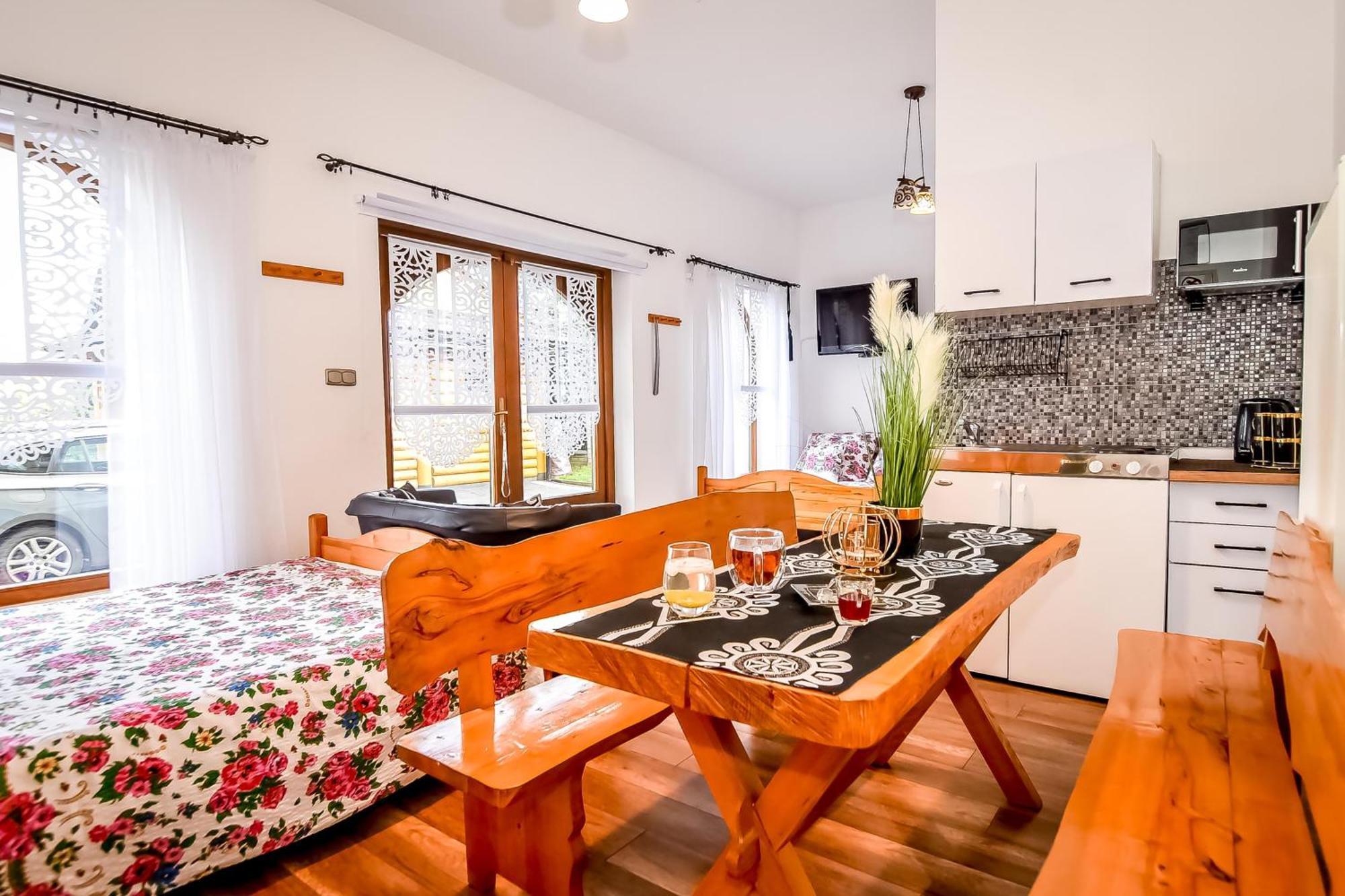 U Ireny Bed & Breakfast Зомб Екстериор снимка