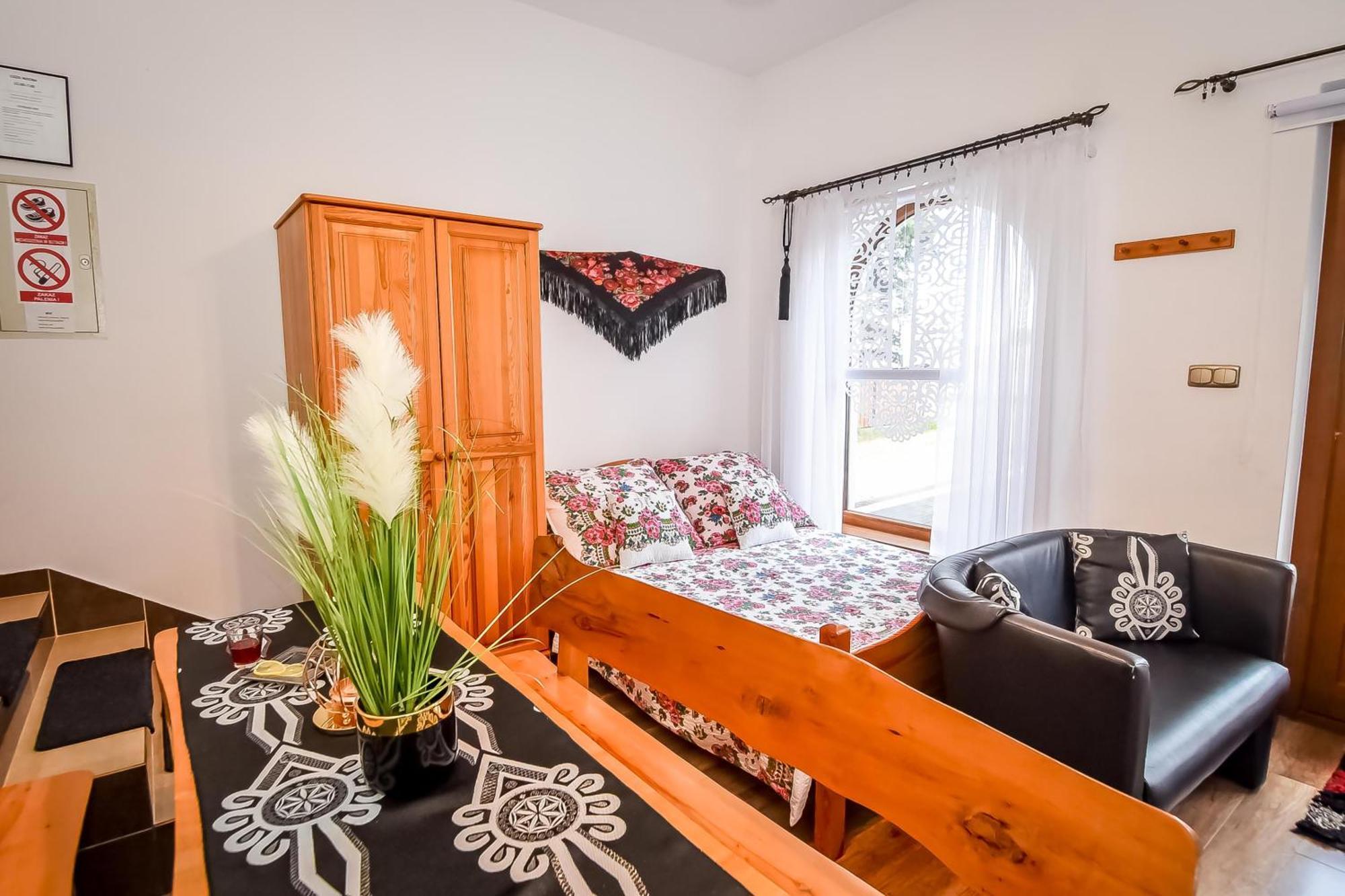 U Ireny Bed & Breakfast Зомб Екстериор снимка